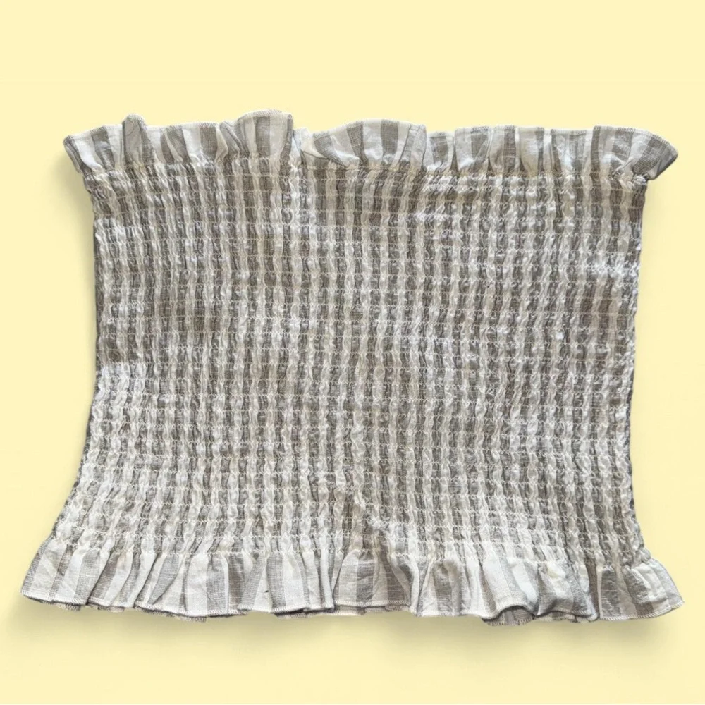 Striped Ruffle Buttoned Tube Top - Picture 3 of 3